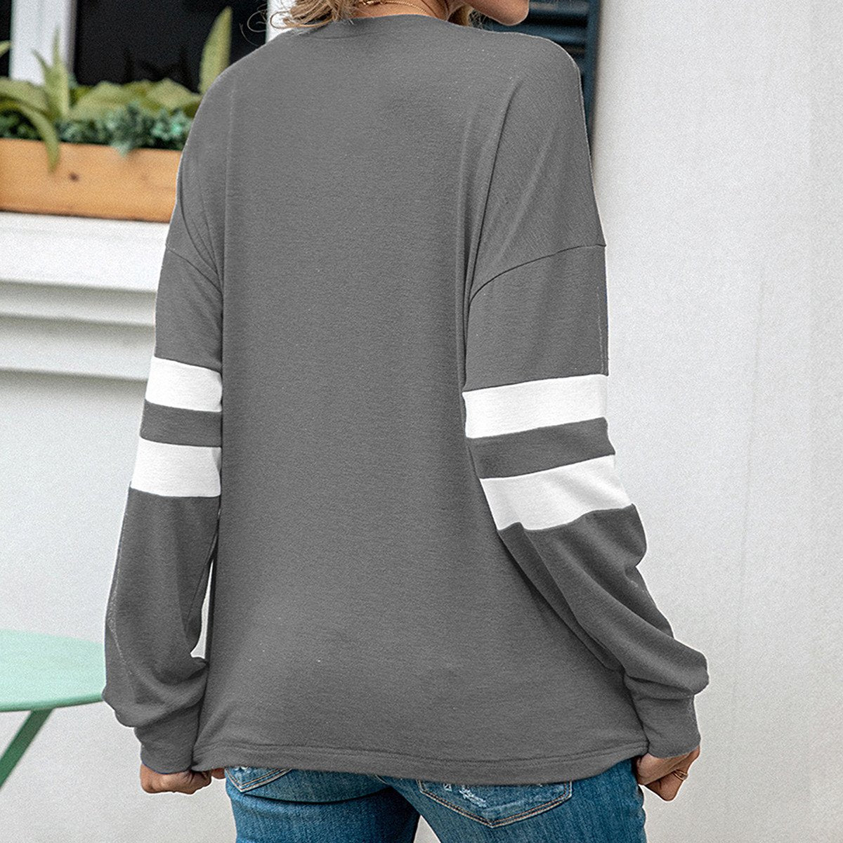 Belongs To Fluffy Sitting Cats Personalized Women’s Long Sleeve Tops