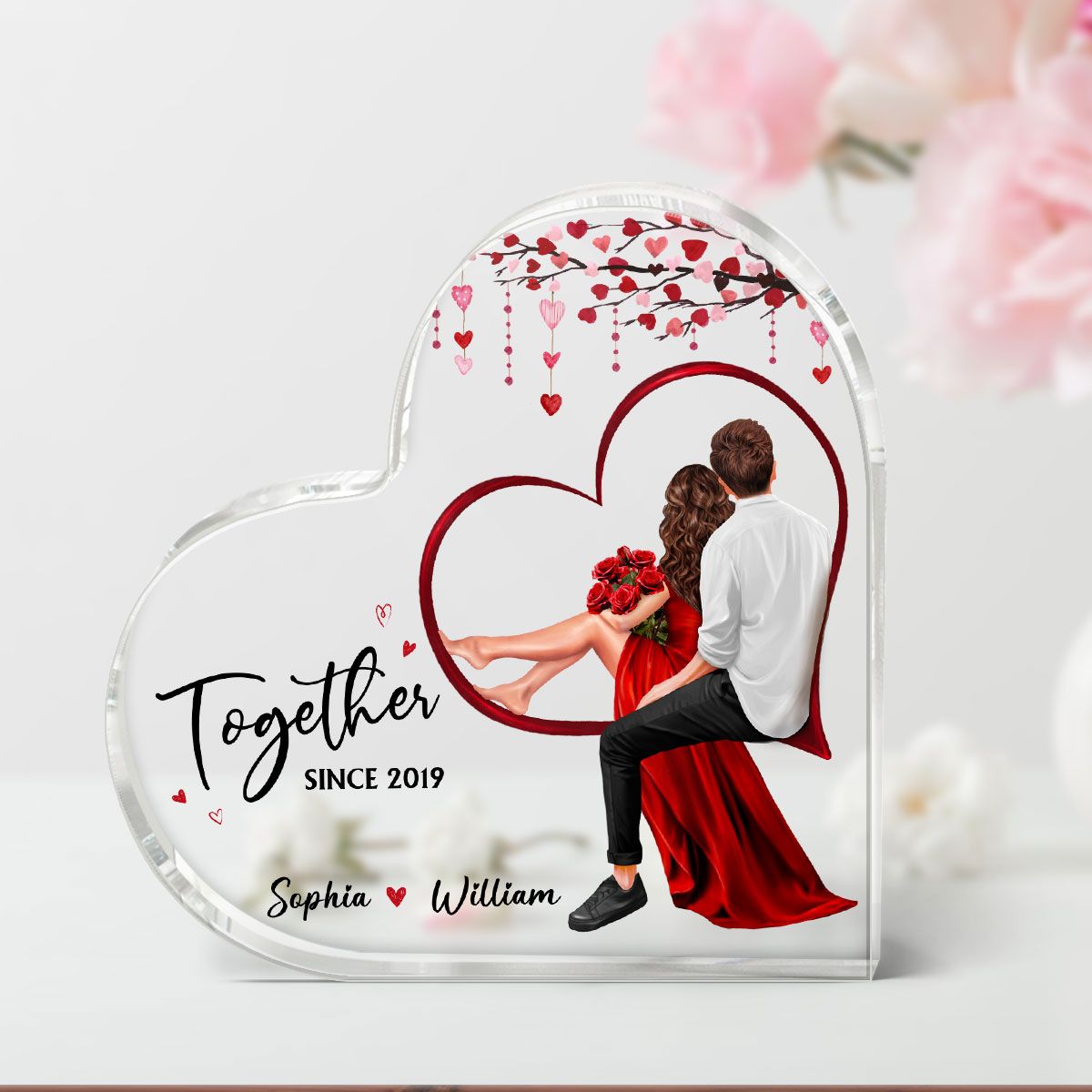 Embracing Couples Sitting On Heart Personalized Acrylic Heart Plaque, Valentine's Day Gift, Anniversary Gift for Couples