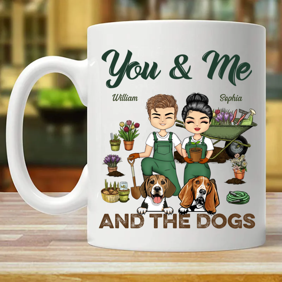 Garden Couple You &amp; Me And The Dogs - カップルや犬愛好家へのギフト - パーソナライズされたカスタムマグ (両面印刷)