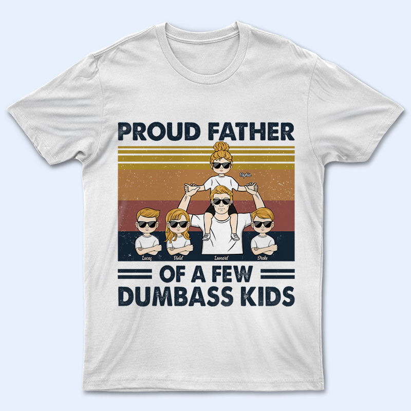 数人の子供の誇り高き父 - 親愛なる父、父への贈り物 - パーソナライズされたカスタム T シャツ