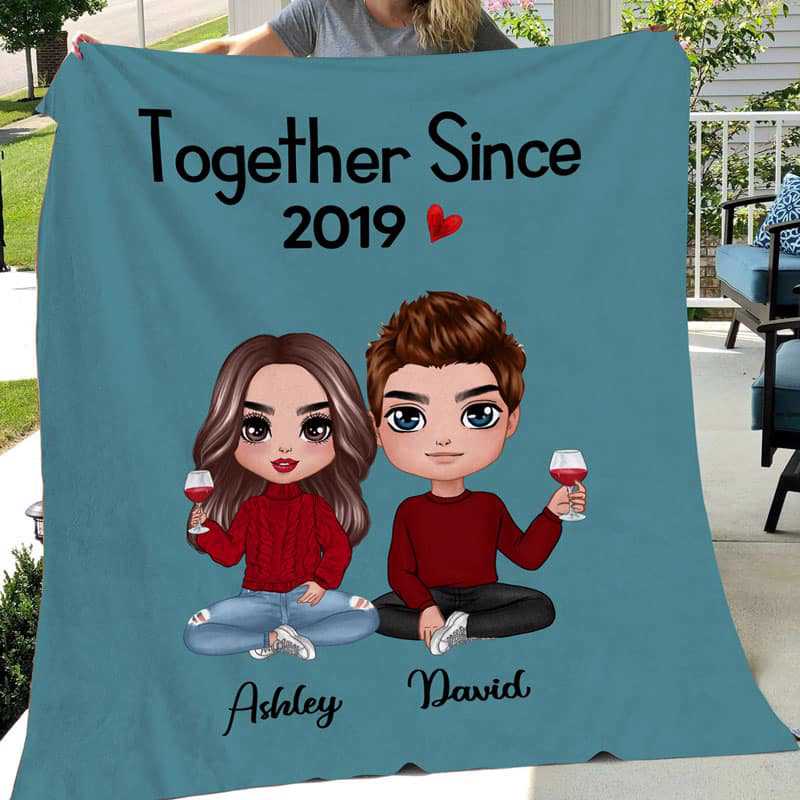 Doll Couple Sitting Valentine‘s Day Gift For Him For Her Personalized Fleece Blanket