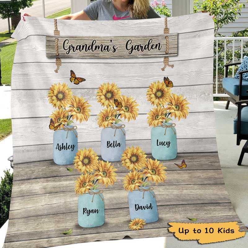 Grandma‘s Garden Sunflower Vase Personalized Fleece Blanket