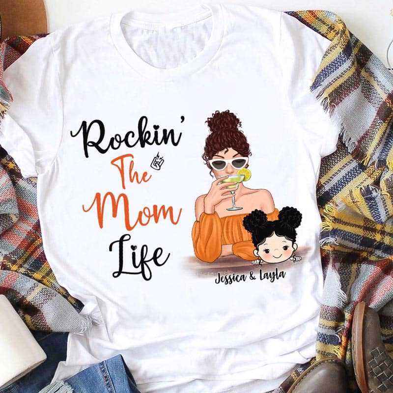 Cocktail Girl Rockin‘ Mom Life Cute Kids Personalized Shirt